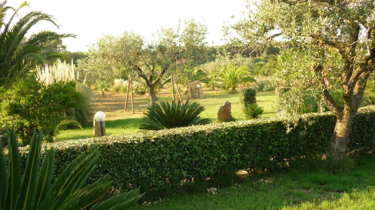 Agriturismo Isidoro Βίλα Fertilia Εξωτερικό φωτογραφία